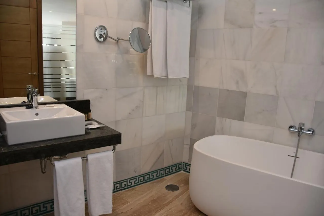 Hotel Dona Lola Zahara Zahara de los Atunes