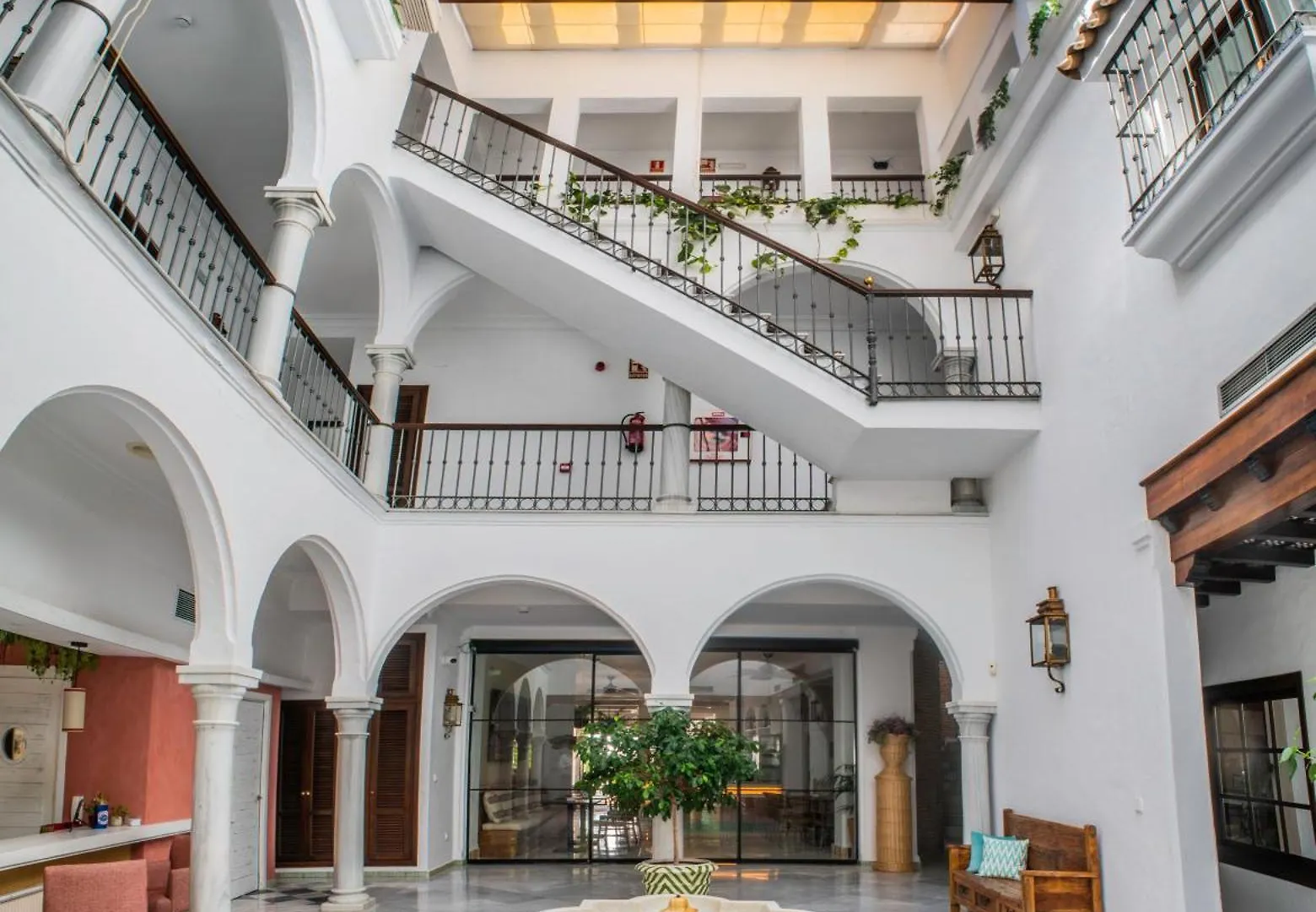 Hotel Dona Lola Zahara Zahara de los Atunes