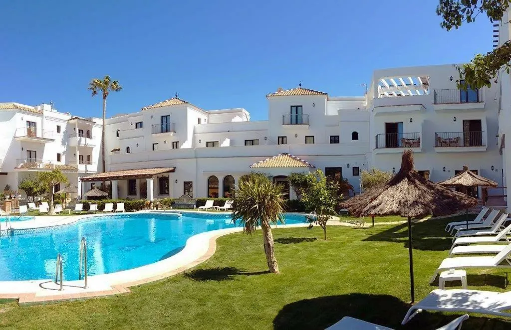 Hotel Dona Lola Zahara Zahara de los Atunes 4*,