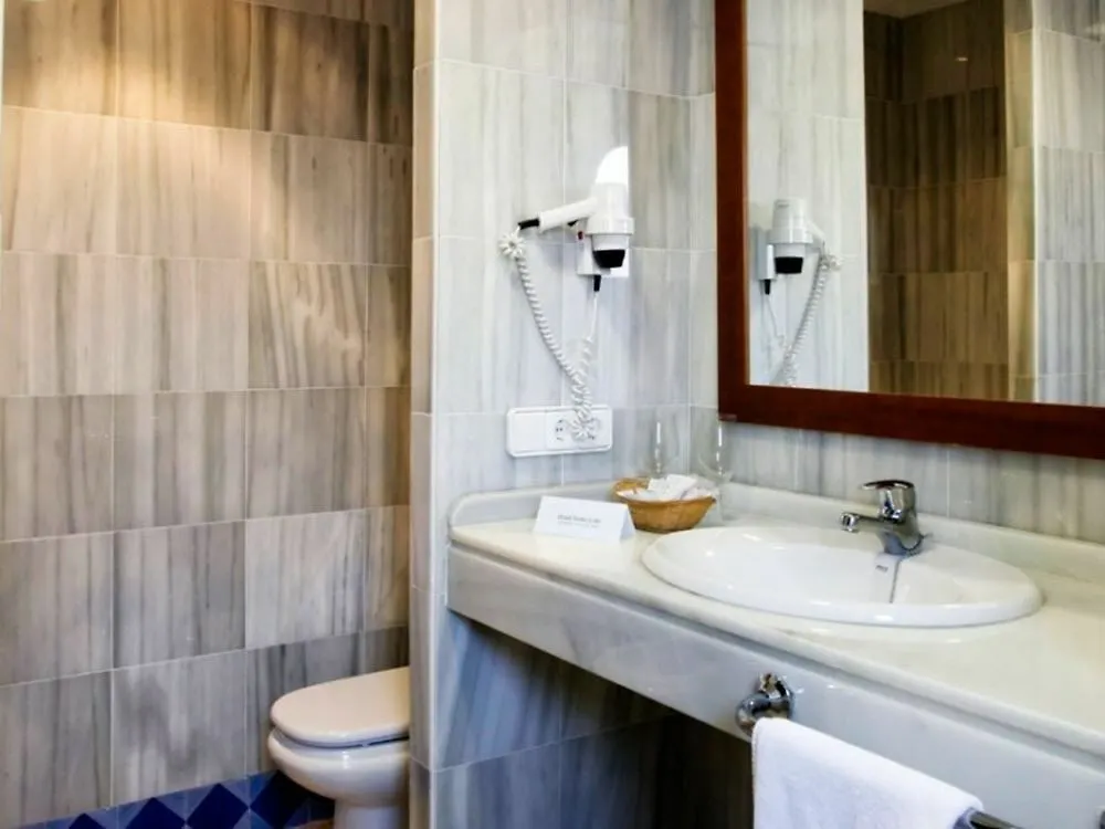 Hotel Dona Lola Zahara Zahara de los Atunes