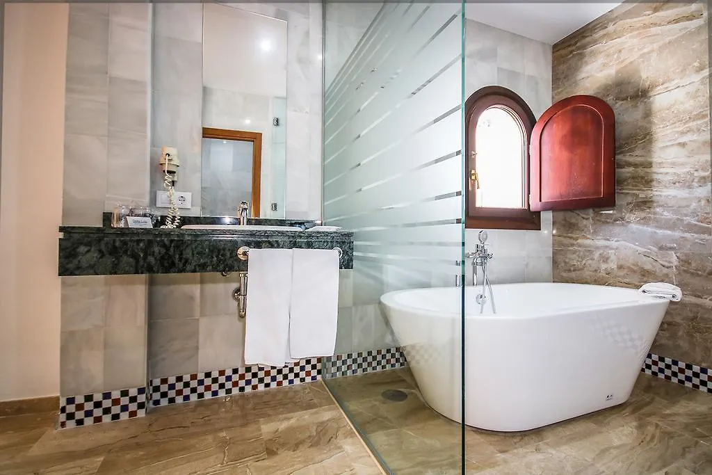 Hotel Dona Lola Zahara Zahara de los Atunes