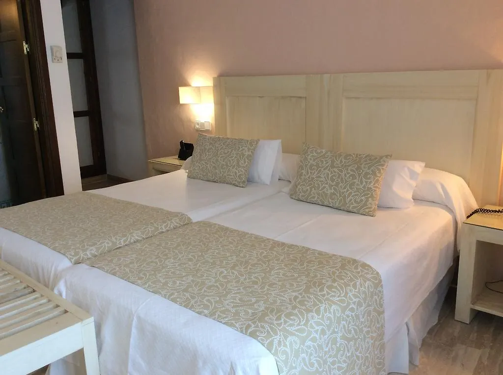 Hotel Dona Lola Zahara Zahara de los Atunes